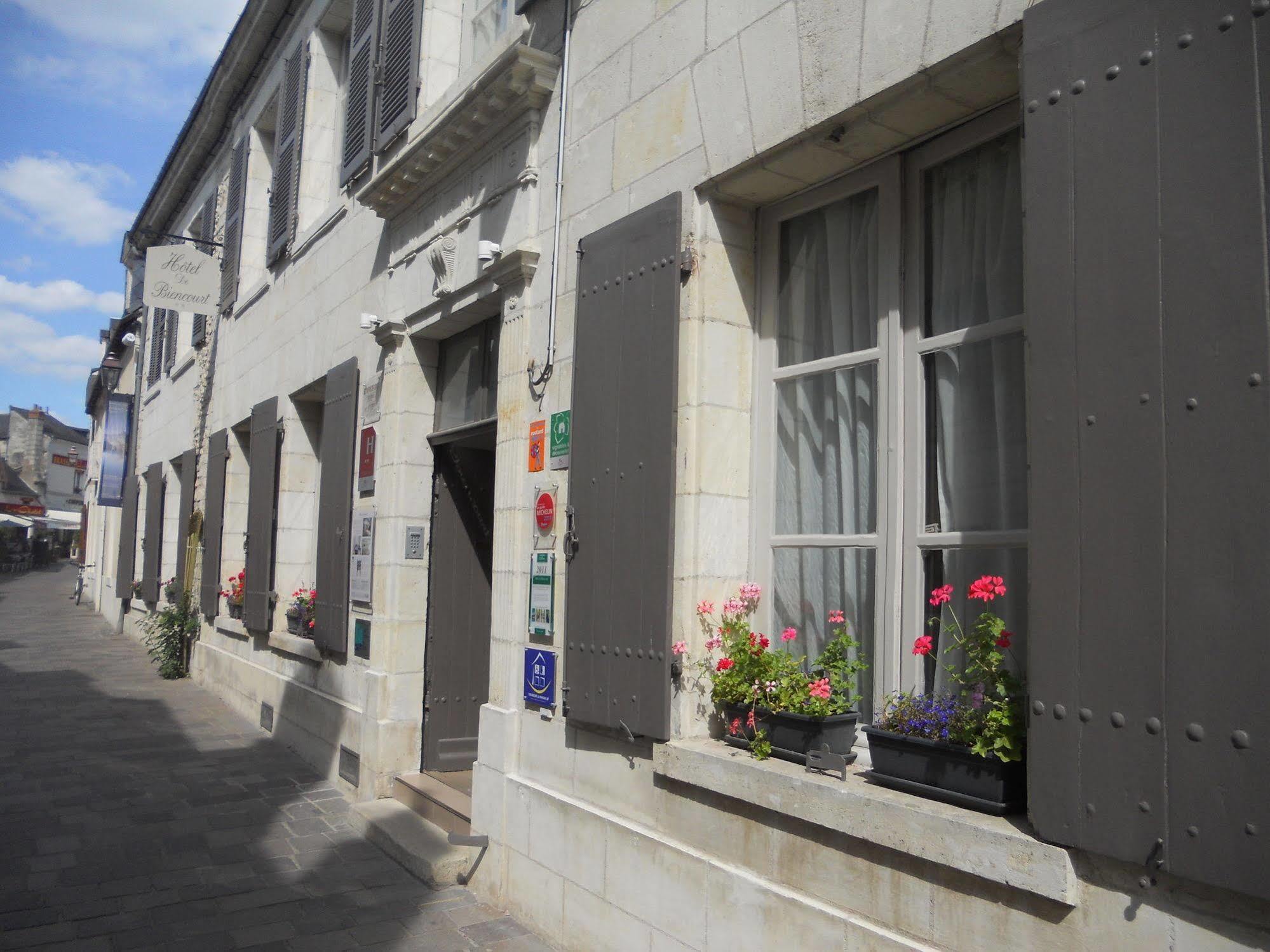 Hotel De Biencourt Azay-le-Rideau Exterior photo